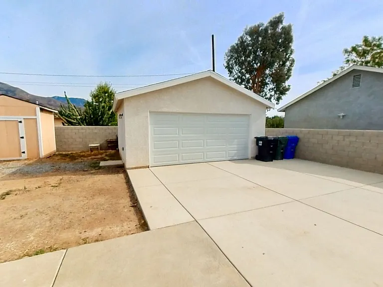 3189 Sanchez St — Photo 13