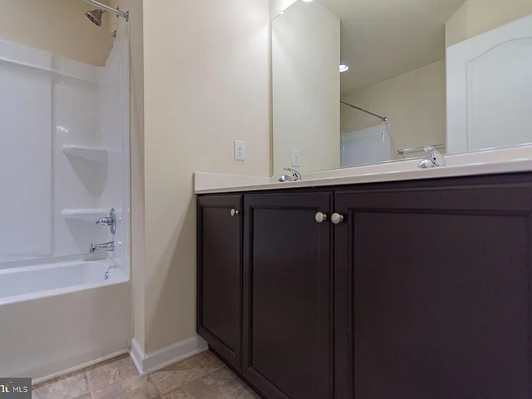 132 Oflannery Ct — Photo 41