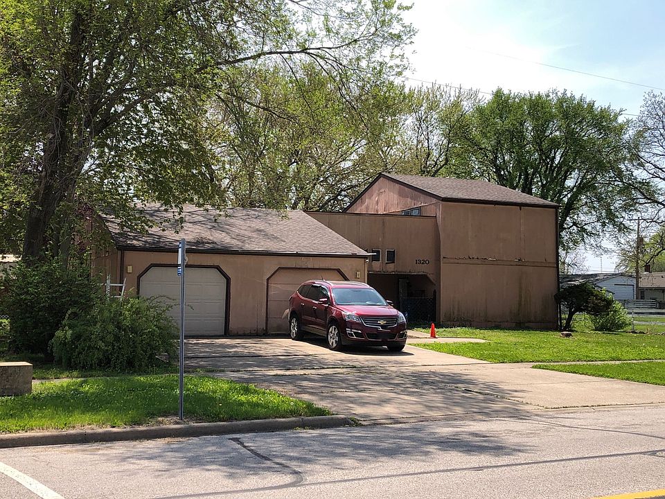 2nd image of 1320 E Capitol Ave