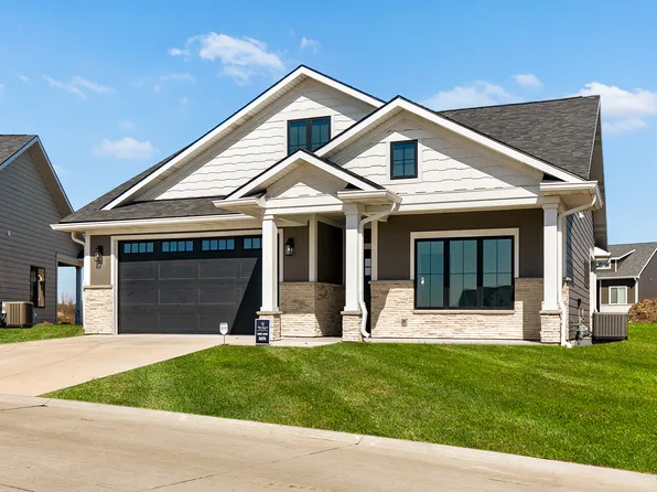 2495 SE Vintage Ln, Waukee, IA 50263