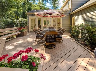 248 Laurence Dr, Moorestown, NJ 08057
