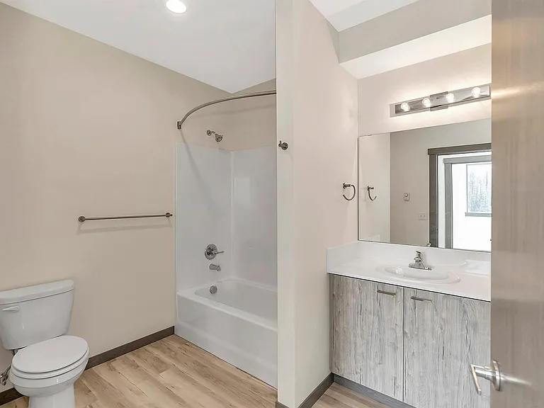 13521 97th Ave E #308 — Photo 21