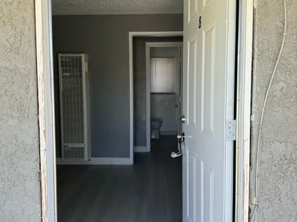 1420 E Williams St APT 8, Banning, CA 92220