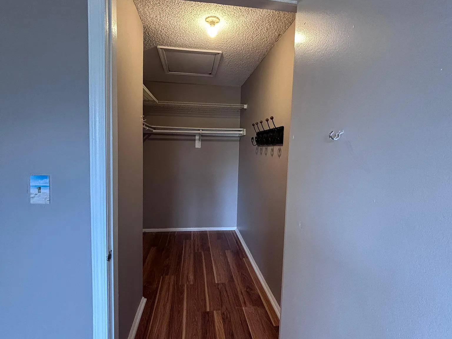 2 bed, 1181 sqft, $2,300 — Photo 1