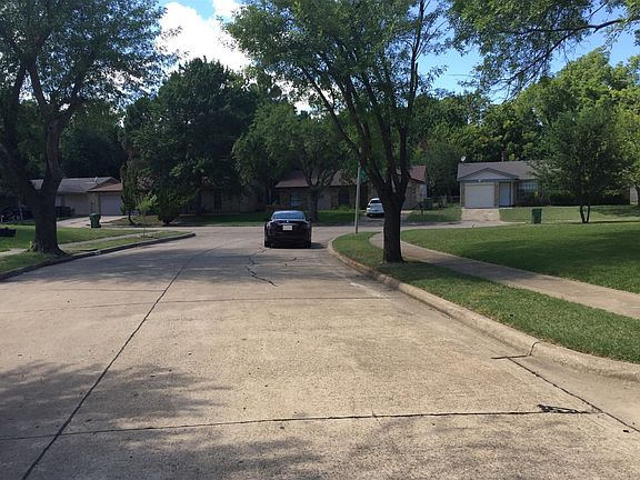 5th image of 1804 Angelina Dr