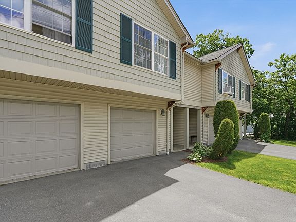 3rd image of 22 Maine Ave