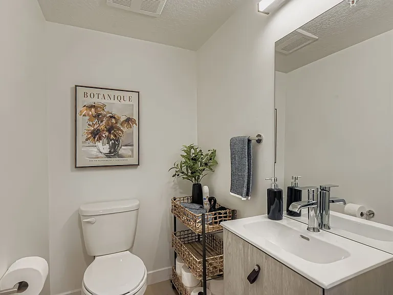 Cadre Townhomes — Photo 17