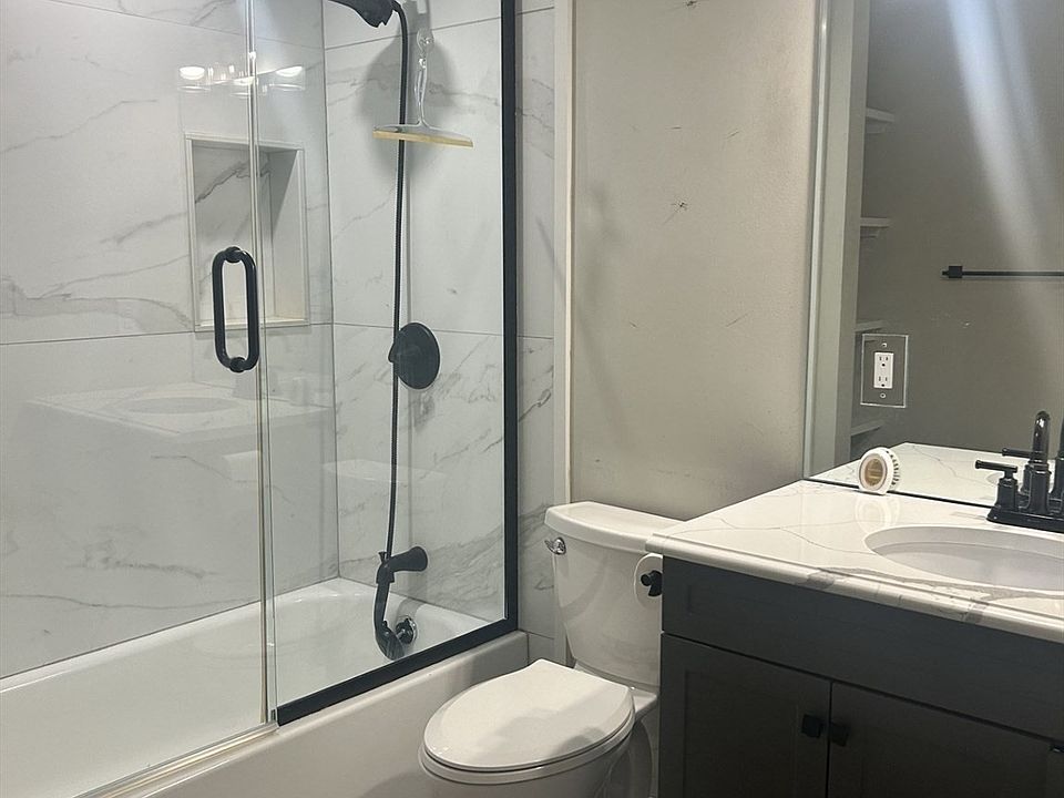 1st image of 107 Summer St