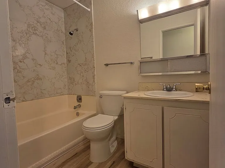 3207 Kathy Way — Photo 9