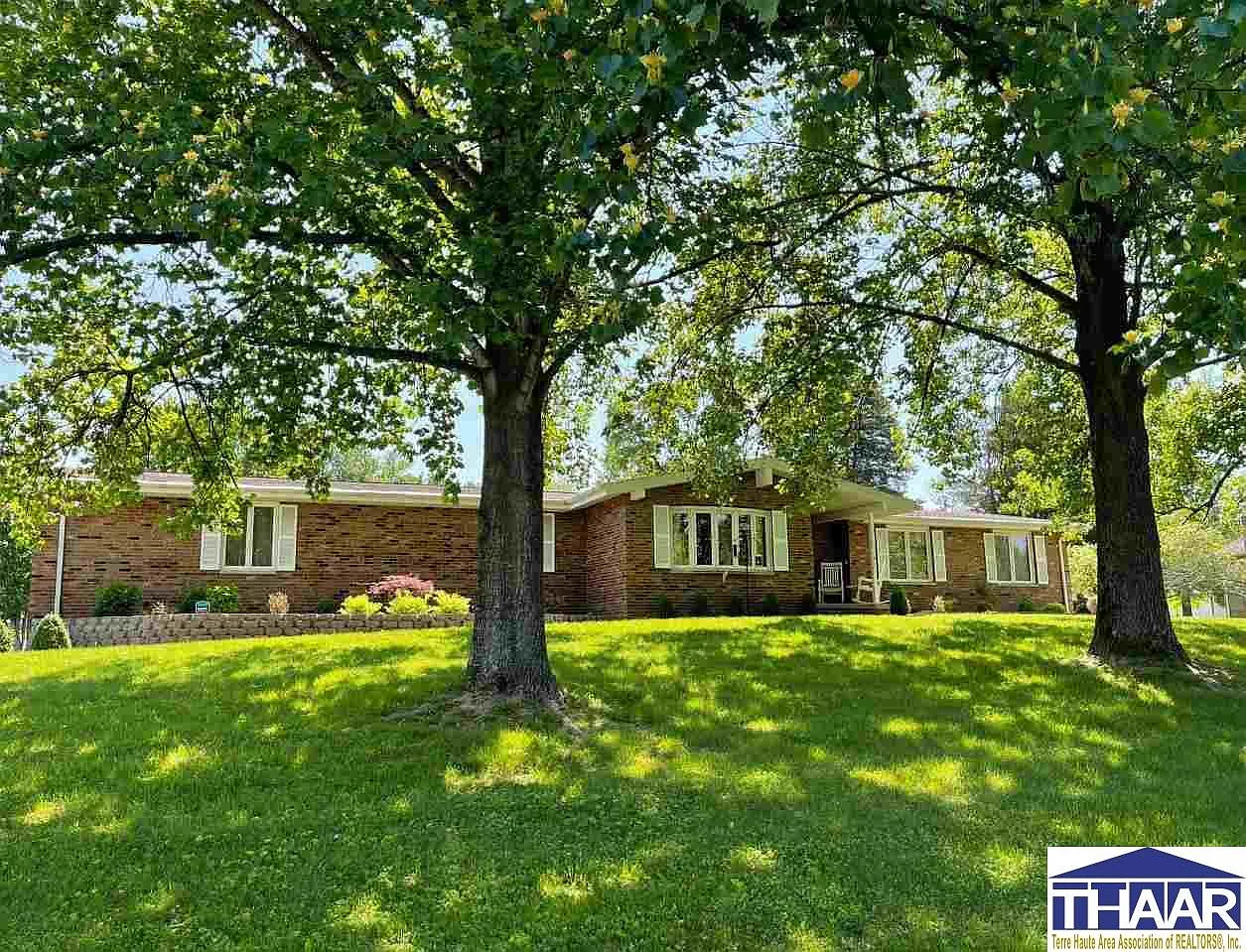 465 N Wolfenberger St photo 1