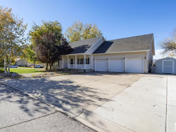 385 N Amerigo Ln, Elk Ridge, UT 84651