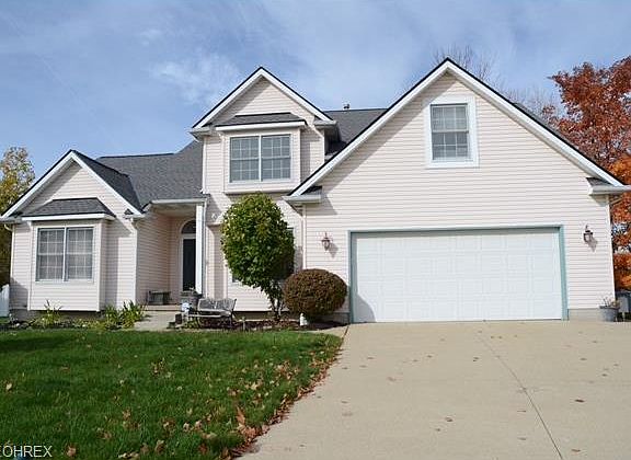 2nd image of 128 Sedgewick Ct