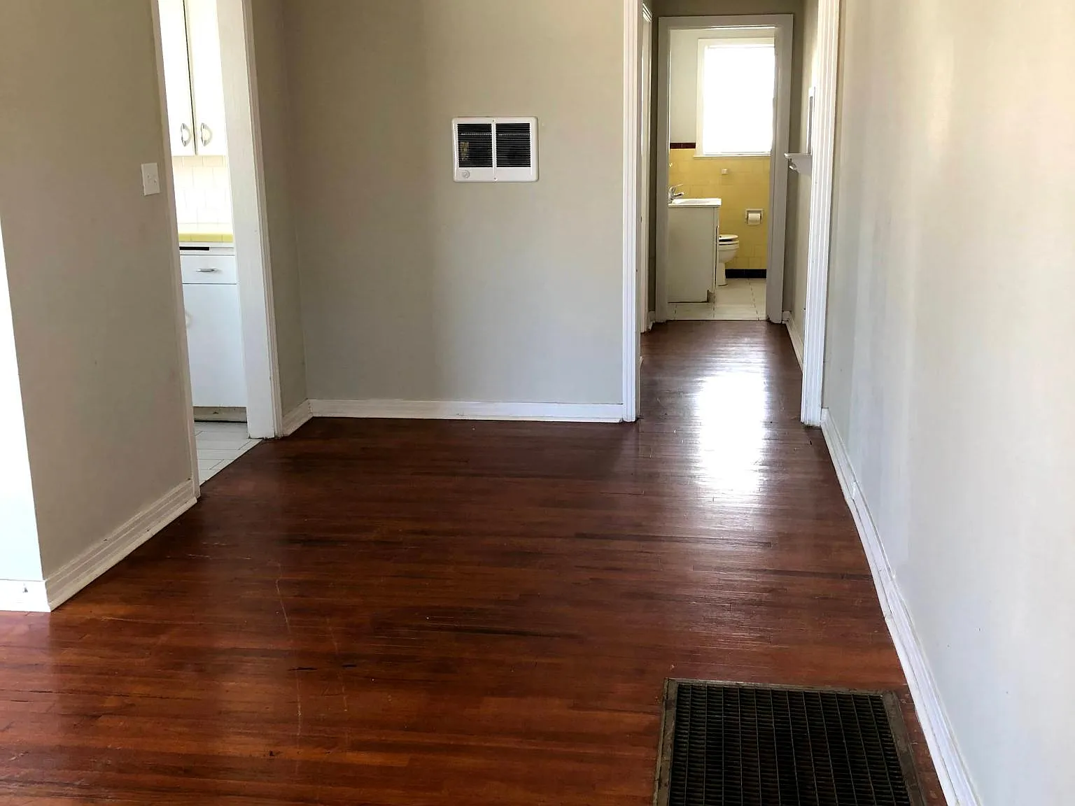 1 bed, 700 sqft, $790 — Photo 3