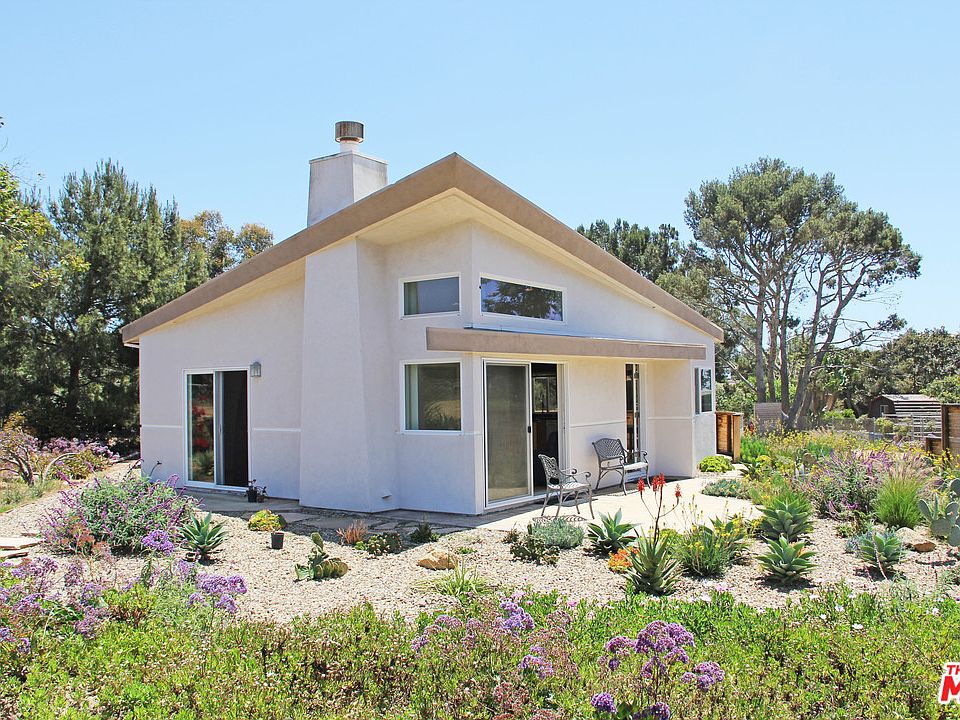 1st image of 7118 Dume Dr