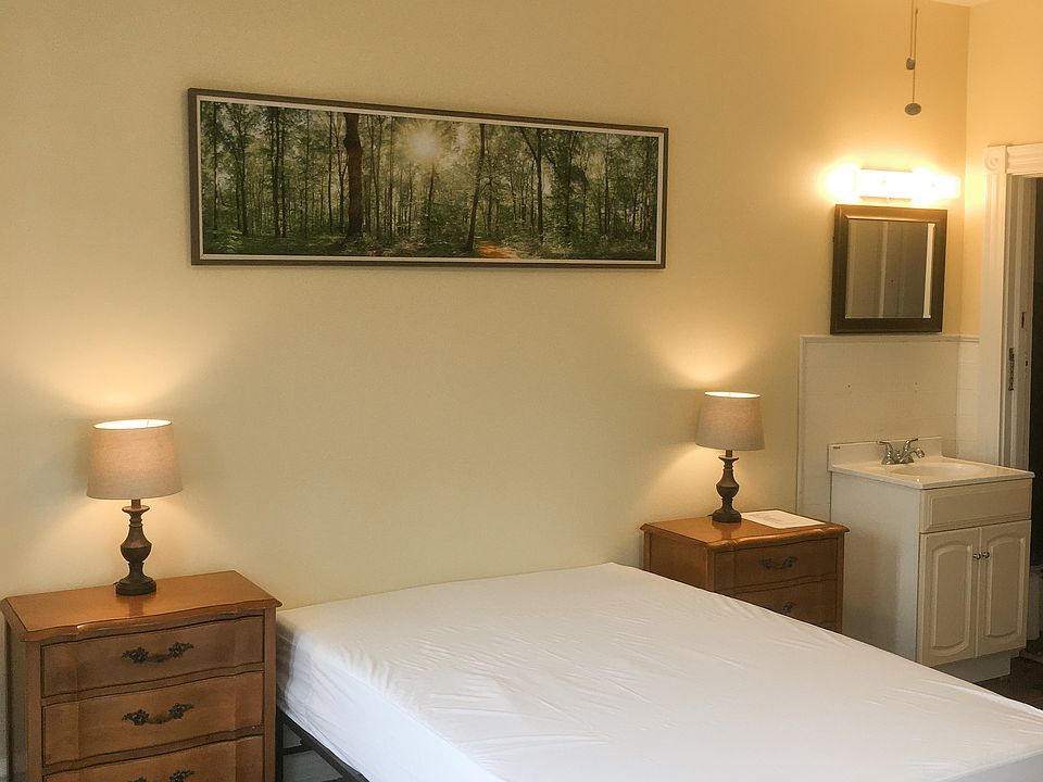 Furnished Room