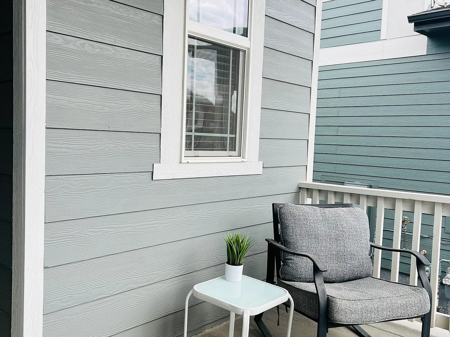 3 bed, 3238 sqft, $3,599 — Photo 4
