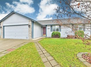 1323 Twin Rocks Dr, Central Pt, OR 97502