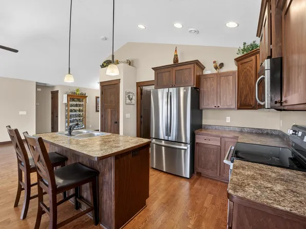 20303 Granada Ave N, Forest Lake, MN 55025