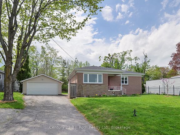 3rd image of 7 Charles Rd