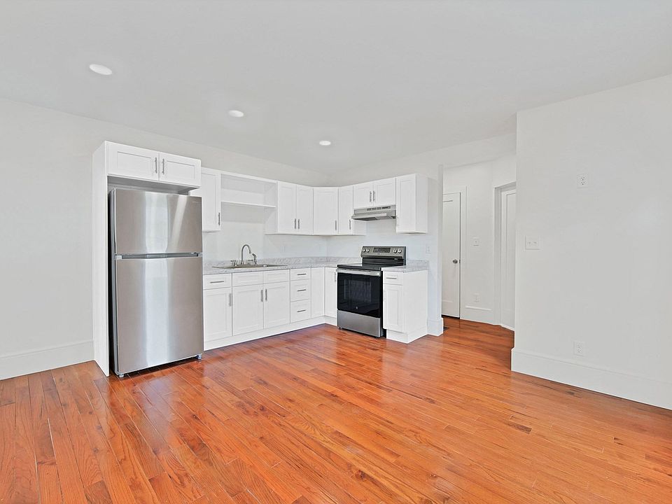 1st image of 540 Hill Ave #540