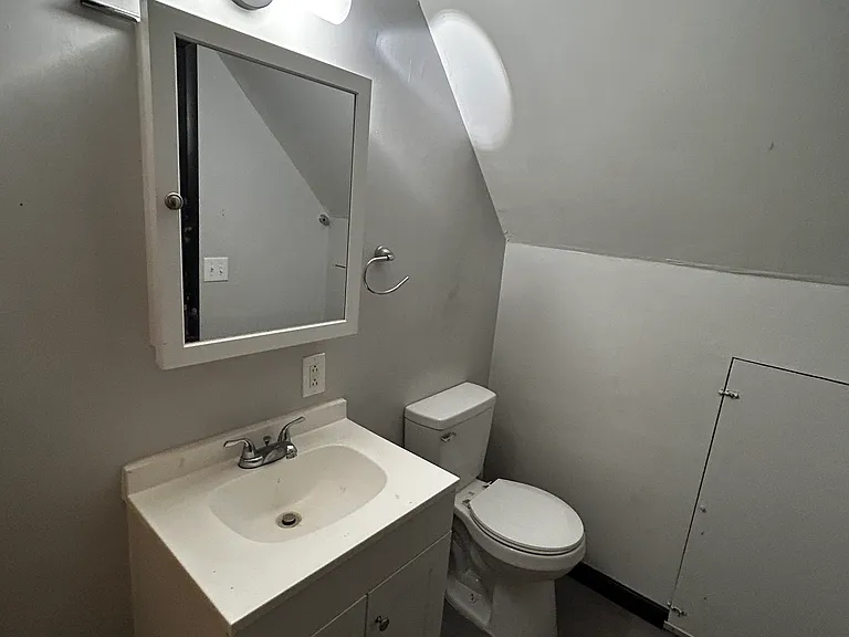 103 Jones St — Photo 31