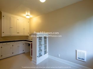 2251 SE Caruthers St #5, Portland, OR 97214