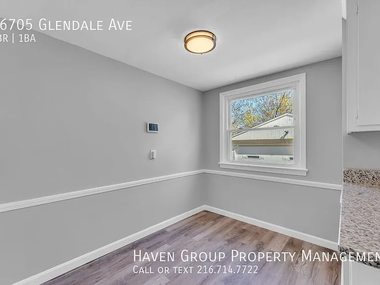 16705 Glendale Ave — Photo 10