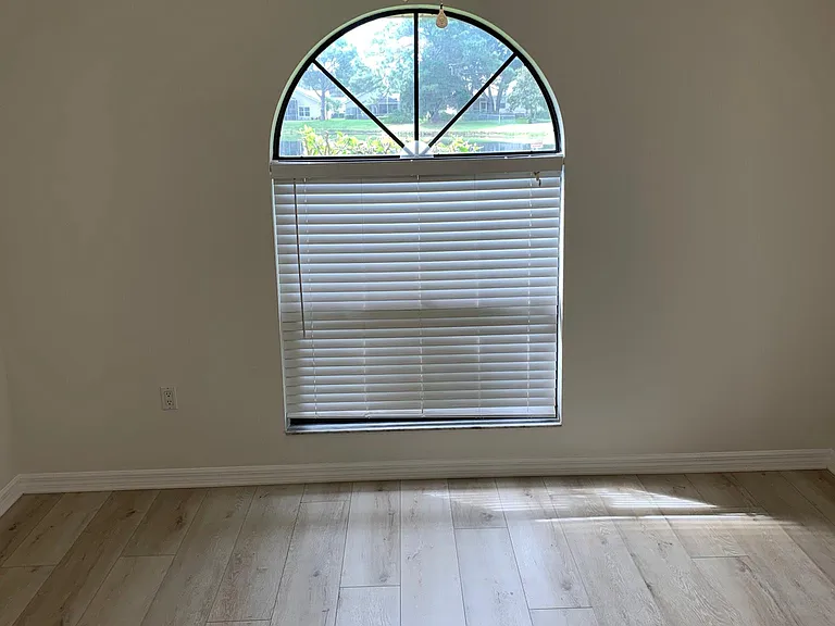 5591 Cynthia Ln — Photo 11