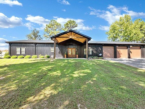 2nd image of 901 County Road 1621
