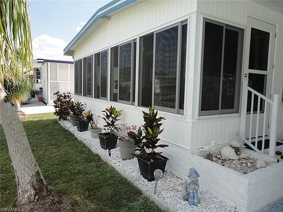 3rd image of 459 Jacaramba Ct