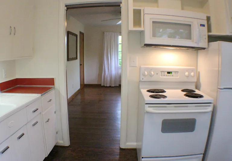 61 King St — Photo 9