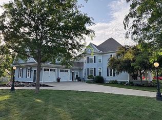 307 S 6th St, Beresford, SD 57004