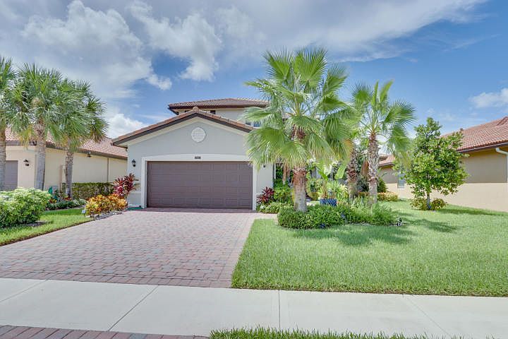 1st image of 7163 Prudencia Dr