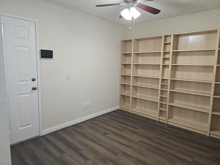11643 Ash St — Photo 7
