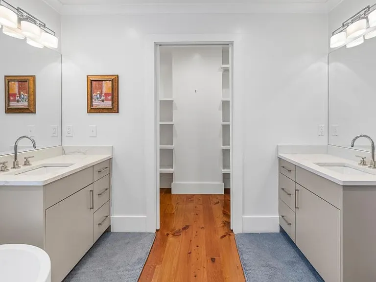 59 Beverly Rd — Photo 17
