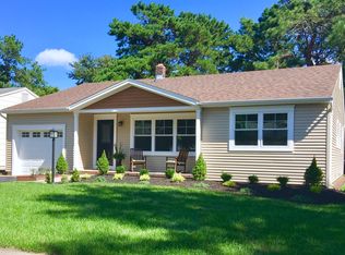 106 Castleton Dr, Toms River, NJ 08757