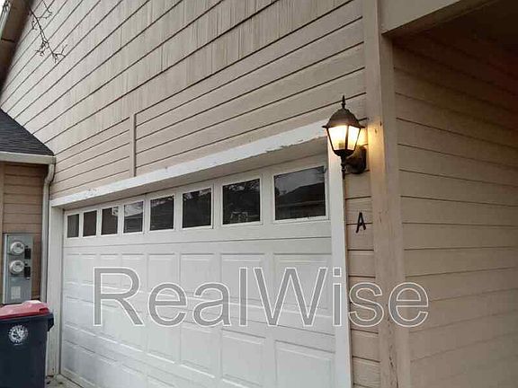 3rd image of 3172 Forest Hills Dr APT A
