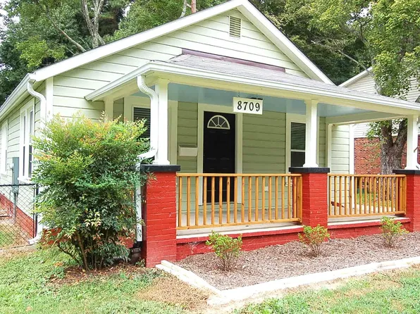 8709 Chapel Hill Rd, Cary, NC 27513