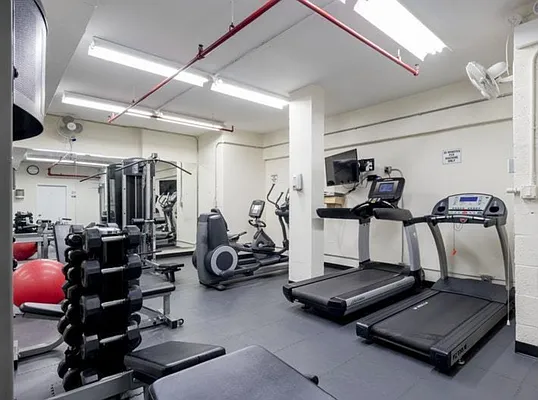 Rented by David Francis New York LLC | media 17