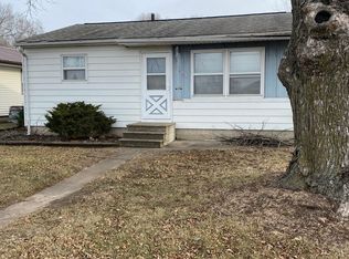 1402 Longfellow Ave, Waterloo, IA 50703