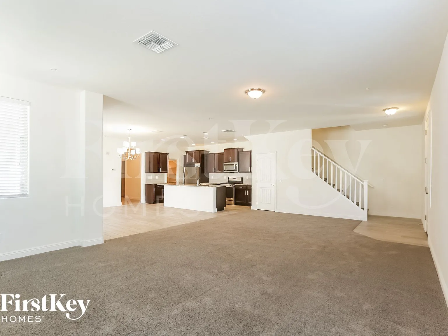 4 bed, 3.5 bath, 2955 sqft, $2,935 — Photo 4