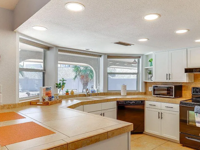 1790 Piper Bay — Photo 4