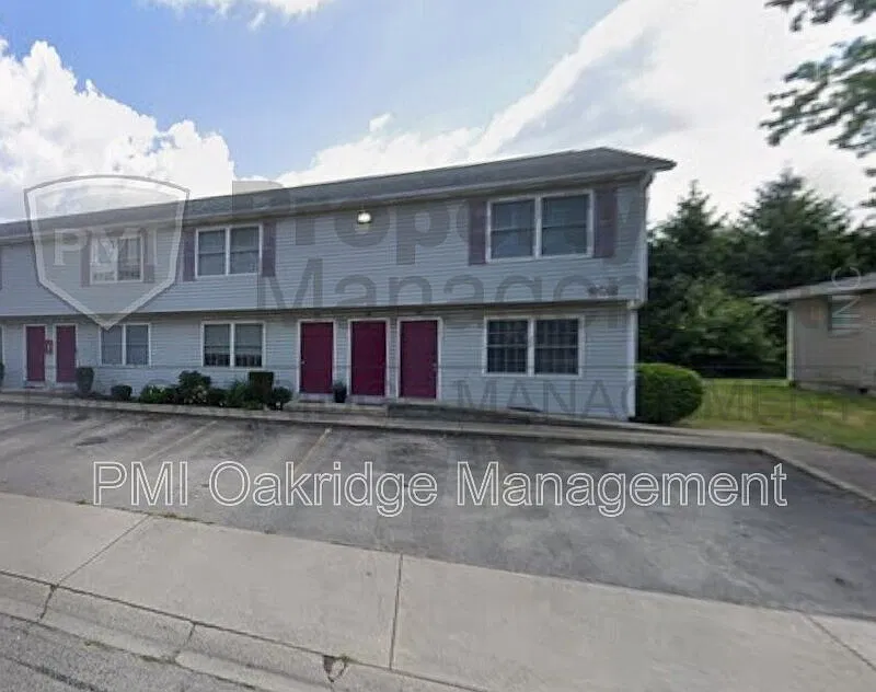 402 N Owens Dr #B