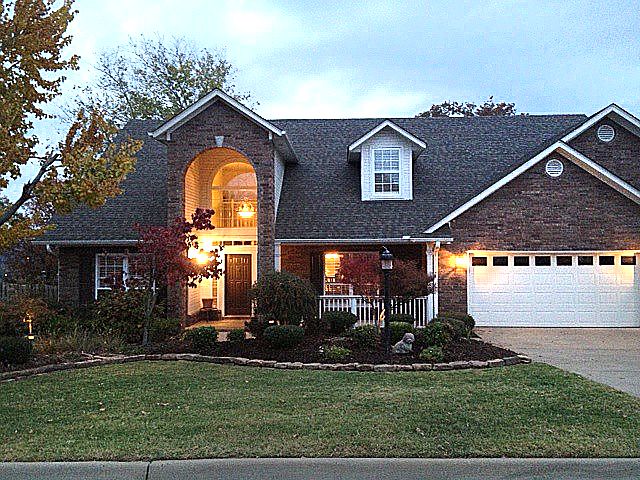 1st image of 1904 Parkridge Dr