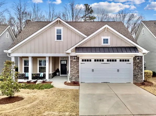 80 Bramble Ln, Clayton, NC 27527