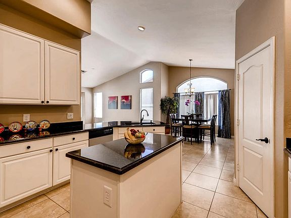 WELCOME TO 8727 W KATHLEEN-large-013-8-K