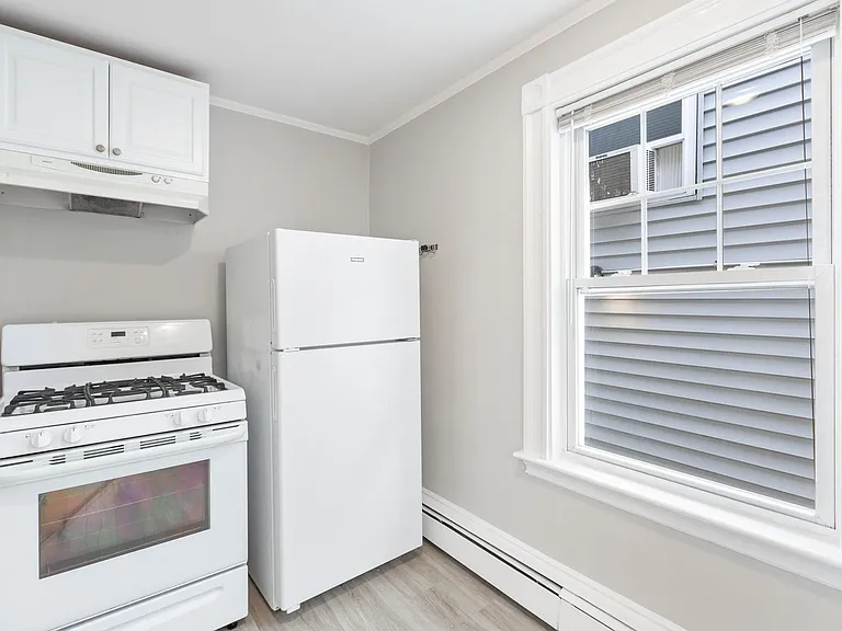 248 Rantoul St — Photo 13
