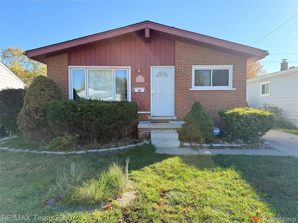 4665 Syracuse St, Dearborn Heights, MI 48125