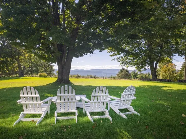 95 Goat Farm Road, Pittsford, VT 05763