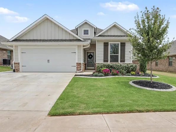 3240 Mangrove Rd, Edmond, OK 73034